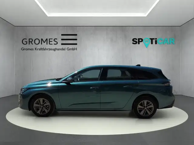 Peugeot 308 SW view 6