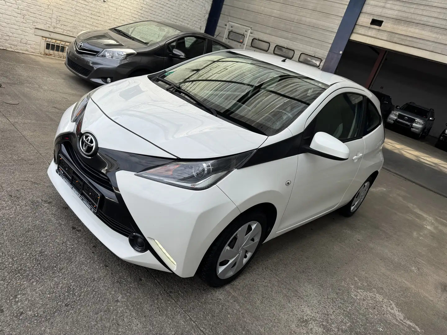 Toyota Aygo Aygo 2018 - AIRCO - white - cruise ctr  - NeW !!!! - 2