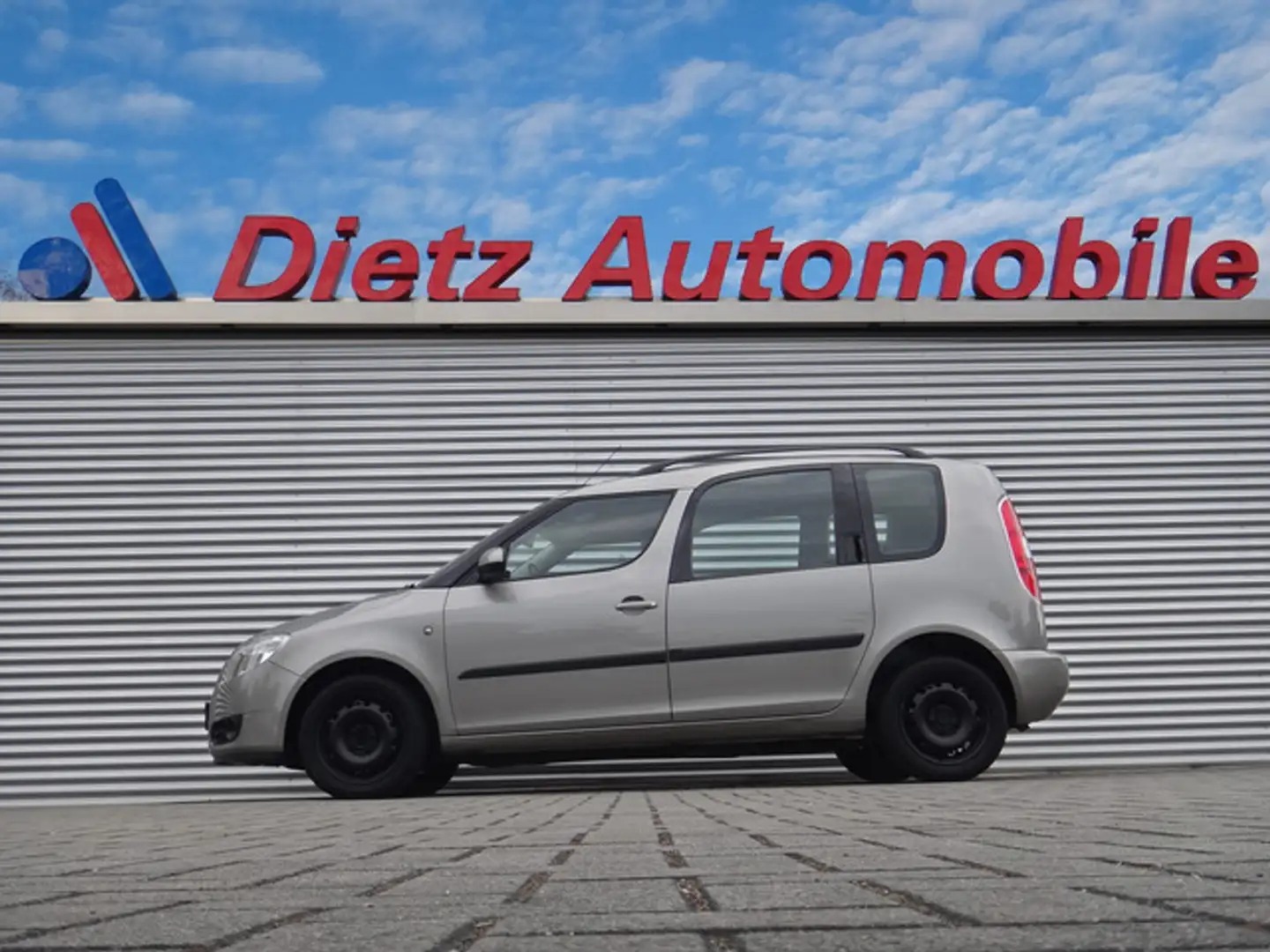Skoda Roomster 1.6 16V Style +++ AUTOMATIK ++++++ Бежевый  - 1