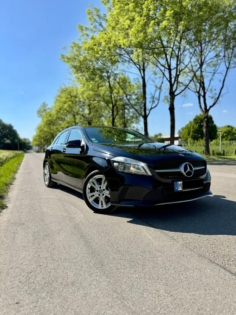 Mercedes-Benz A 180 Lückenlos gewartet | Neue Bremsen | TÜV 01/2027 - 1