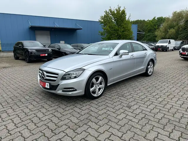 Mercedes-Benz CLS 350 V6 CGi LED Leder NAV Sitzbelüft AHK 18"