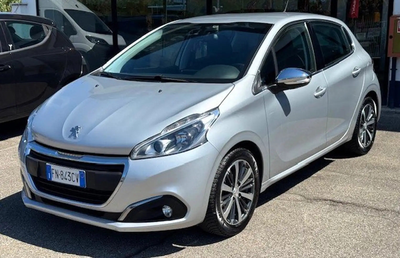 Peugeot 208 208 I 2015 5p 1.2 puretech Allure 82cv Argento - 1