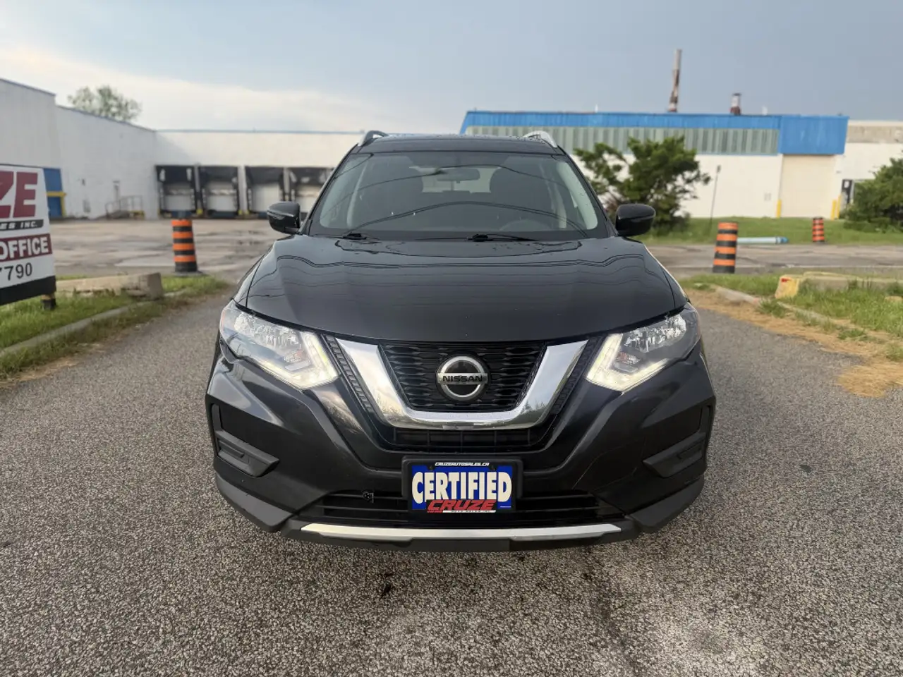 Nissan Rogue снимка Nissan Rogue