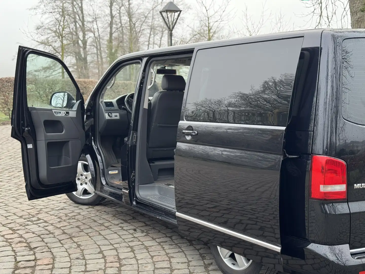 Volkswagen T5 Multivan DSG Highline - 2