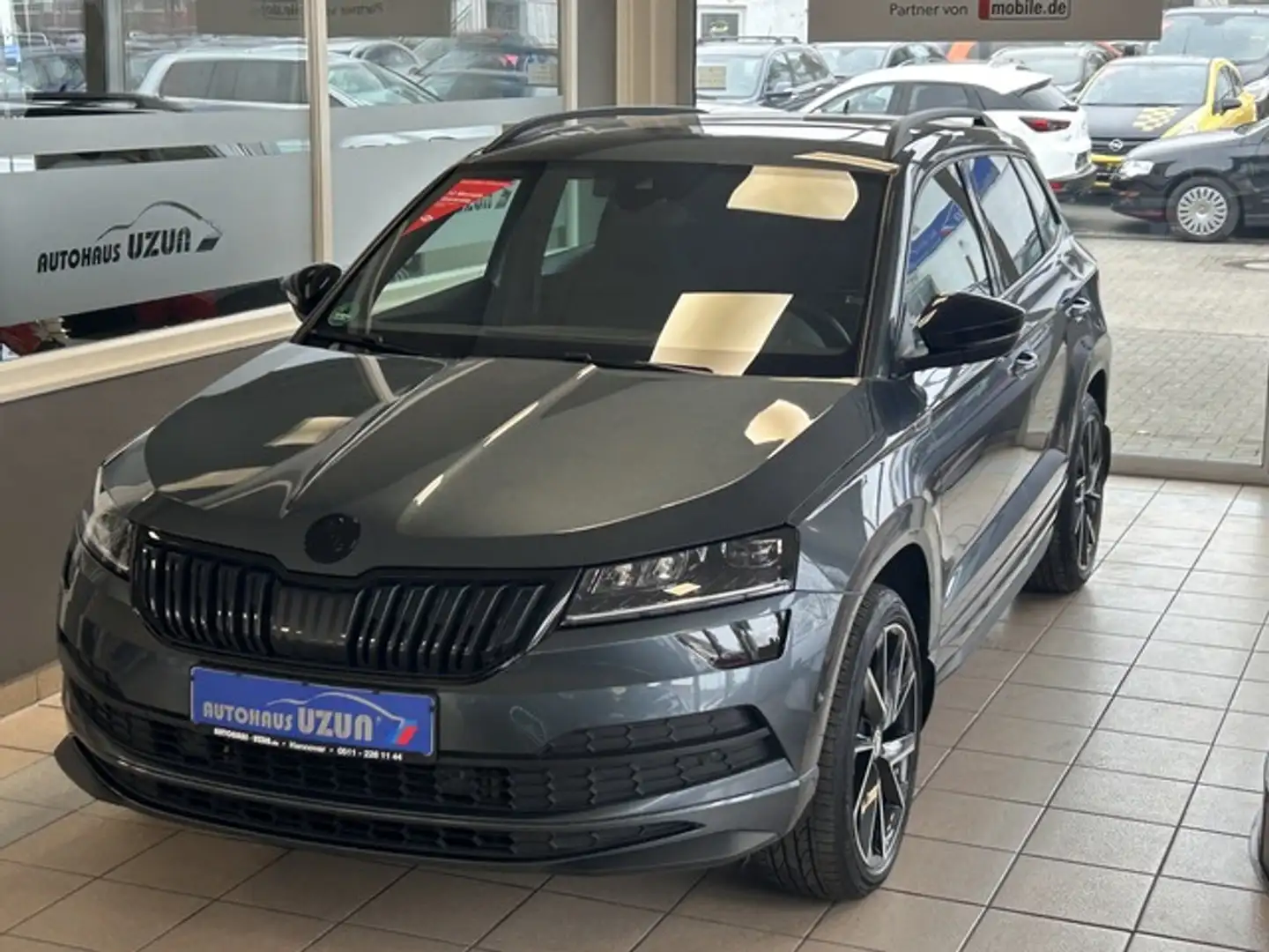 Skoda Karoq Sport 4x4 DSG Pano Standhzg. Virtual ACC Grau - 2