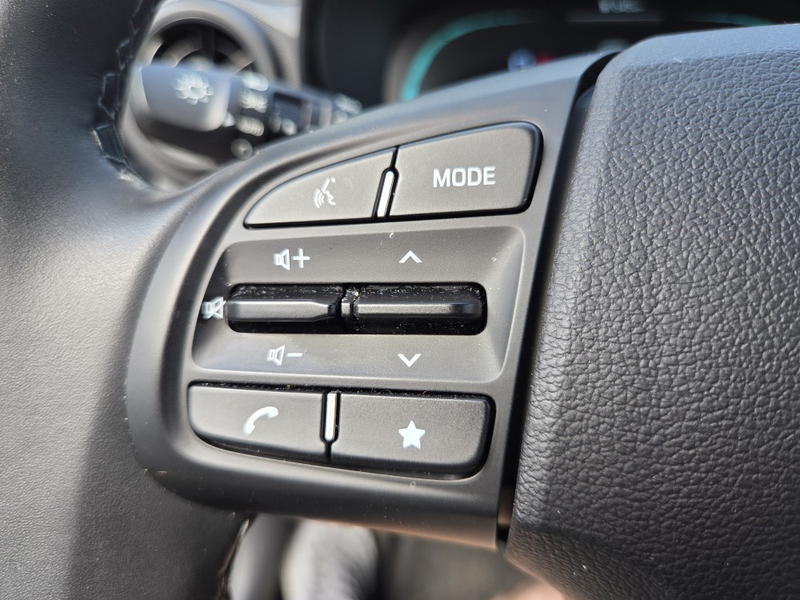 Hyundai i10 Select — photo 24