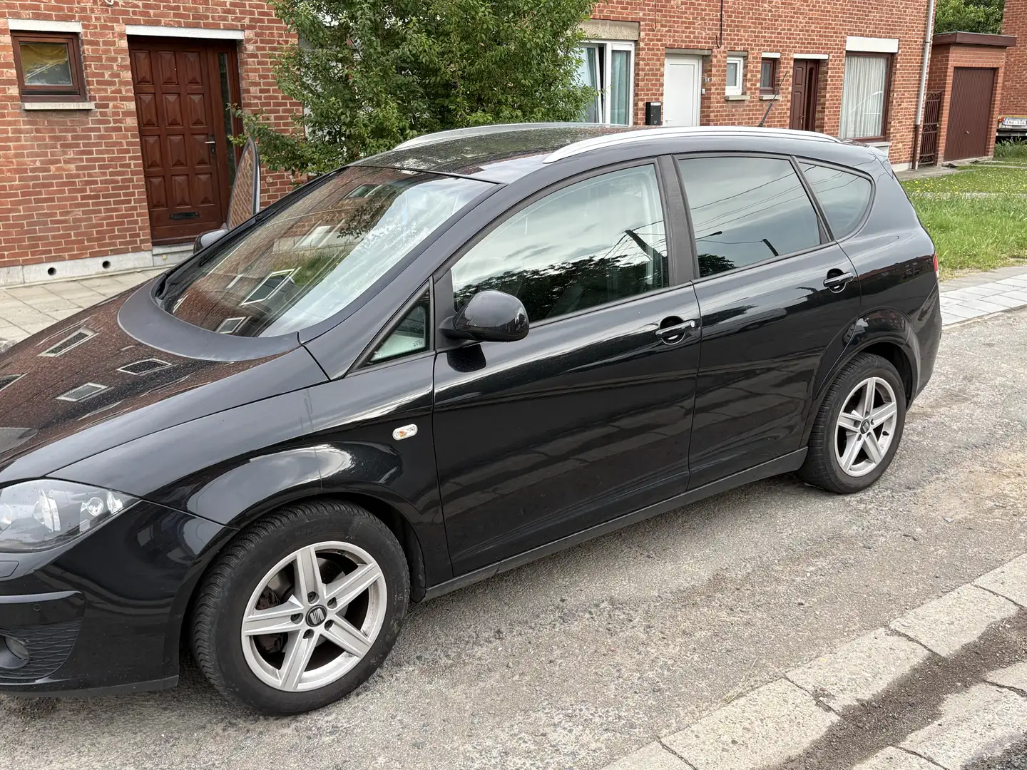 SEAT Altea XL 1.6 CR TDi Family DPF - 2