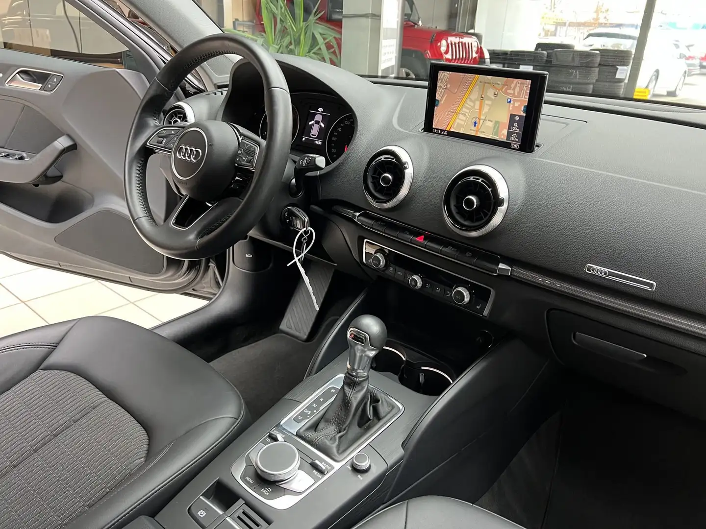 Audi A3 35 TDI design S-tronic Leder Navi Led PDC Negro - 2