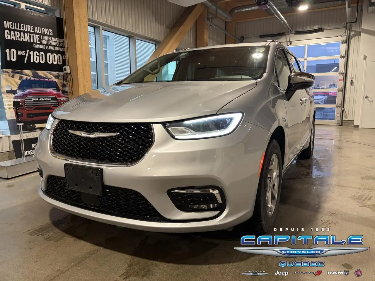 2023 Chrysler Pacifica