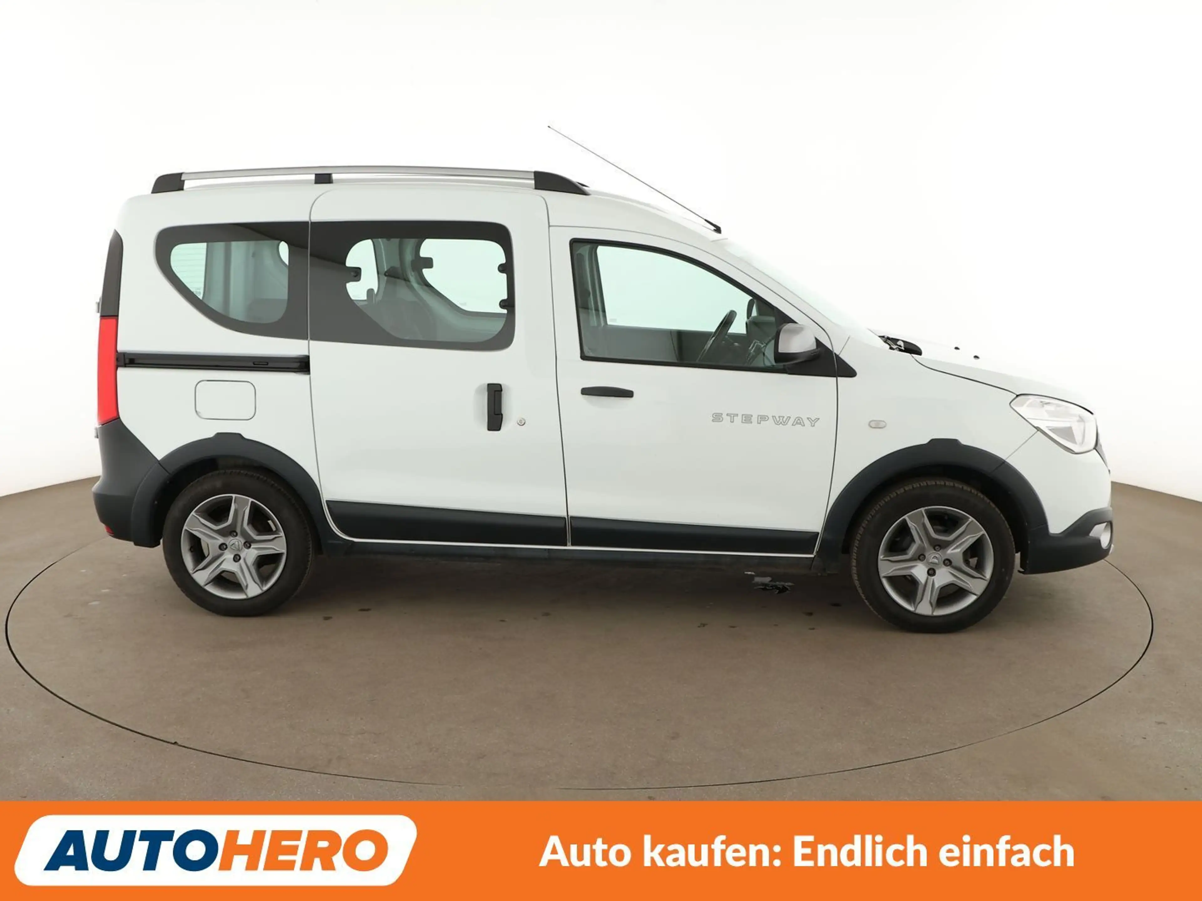 Dacia Dokker 1.6 SCe Stepway *NAVI*TEMPO*PDC*SHZ*ALU* — photo 7