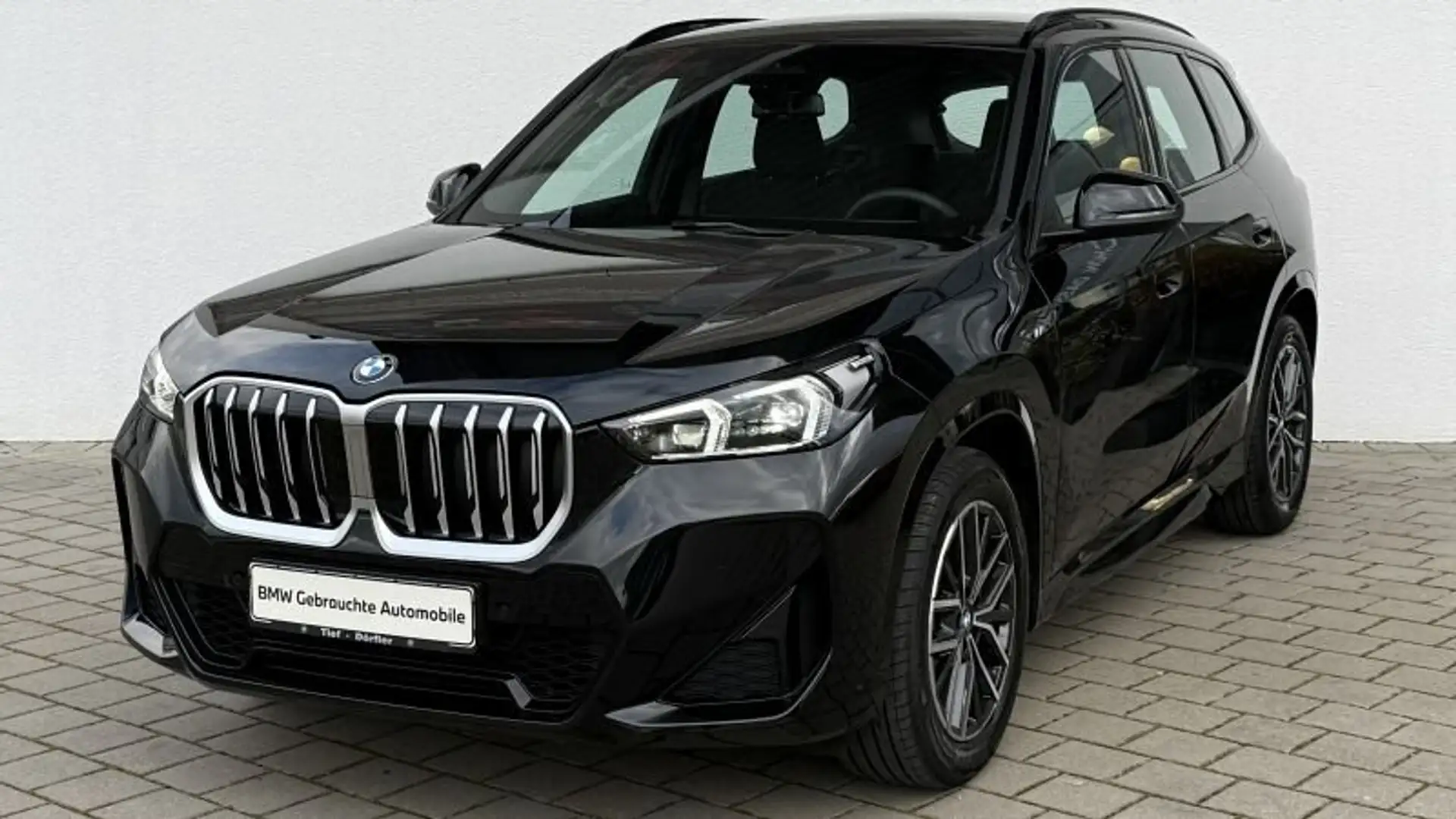 BMW X1 sDrive18i SAG M Sport LED+/CAM/K-ZUG/ALARM/SH Schwarz - 2