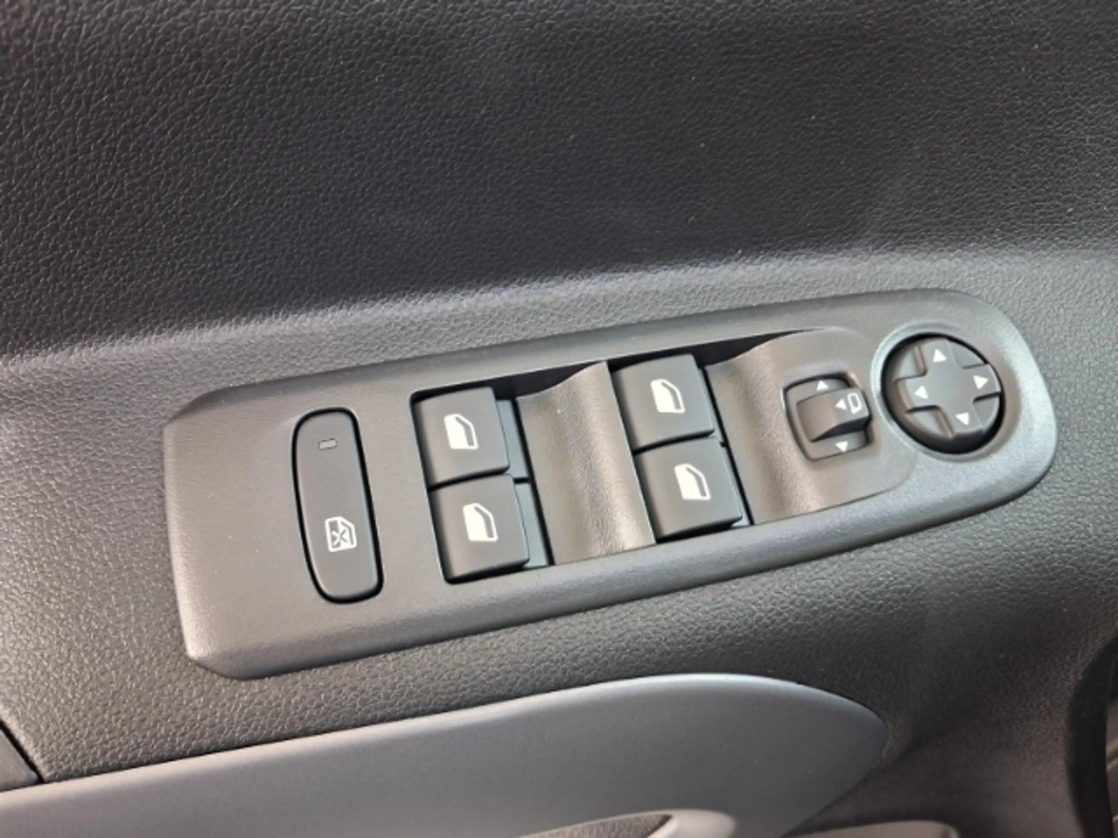 Opel Combo Life E FACELIFT GS CDTI AT+LED MATRIX+NAVI+RÜCKFAHRKAME — photo 14
