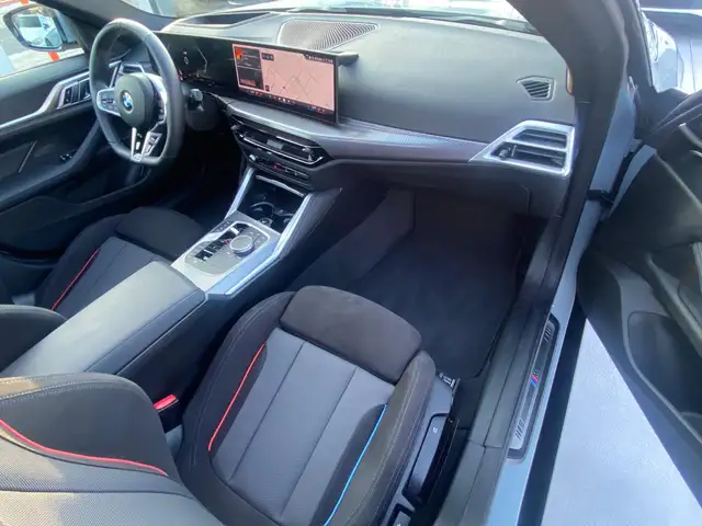 BMW 4 Series view 11