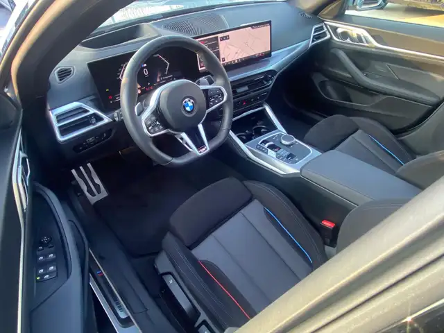 BMW 4 Series view 10