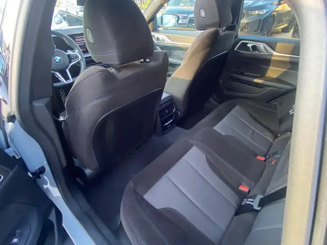 BMW 4 Series view 12