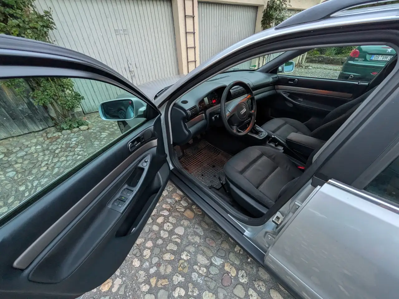 Audi A4 Avant 2.4, foto 9