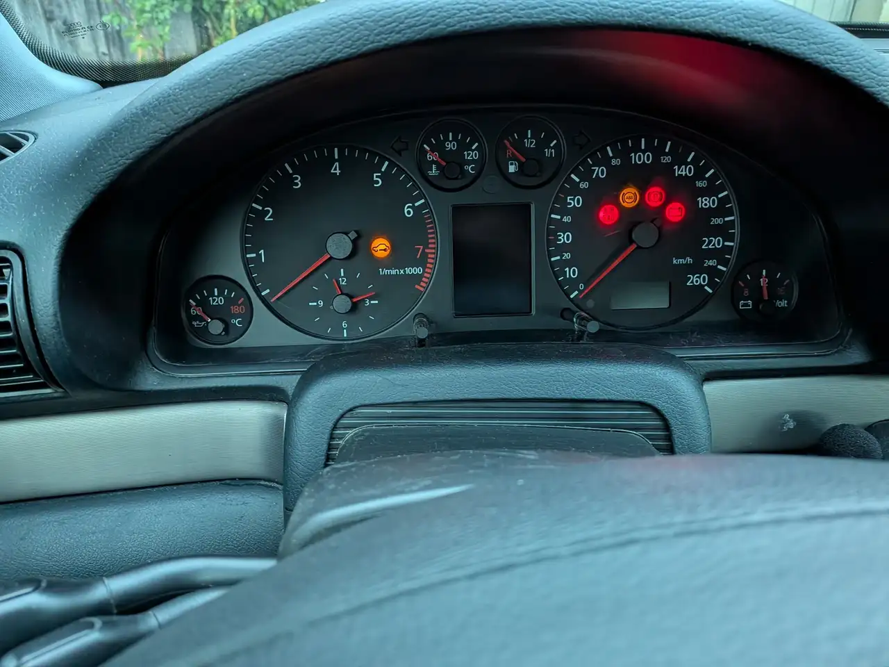 Audi A4 Avant 2.4, foto 4