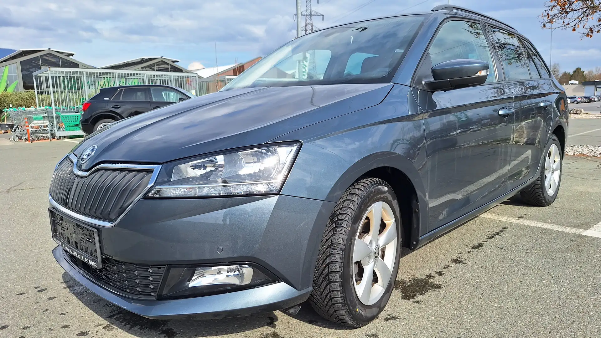 Skoda Fabia Fabia Combi Style 1,0 TSI Style Grau - 1