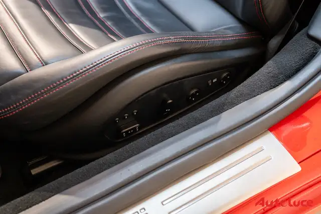Ferrari California view 14