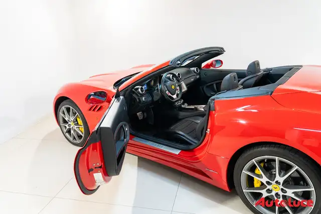 Ferrari California view 9