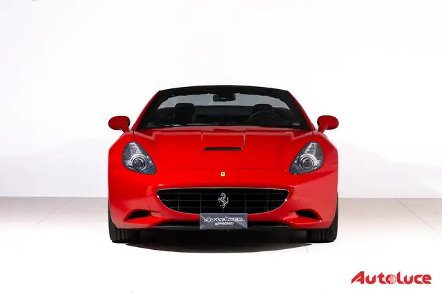 Ferrari California view 2