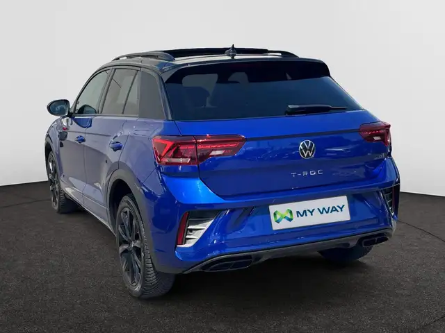 Volkswagen T-Roc view 2