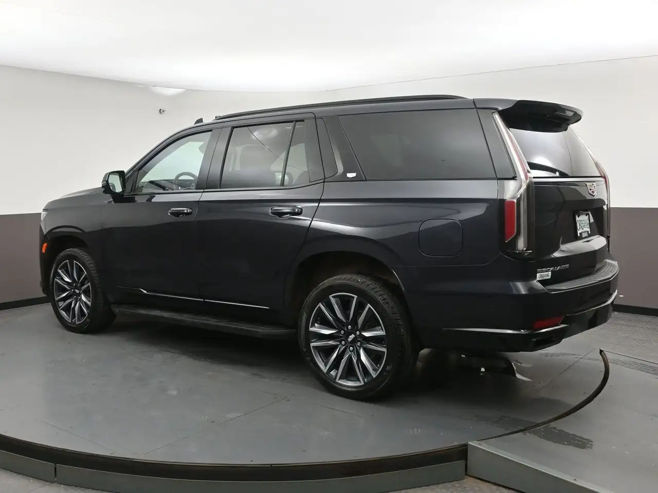 Cadillac Escalade снимка Cadillac Escalade