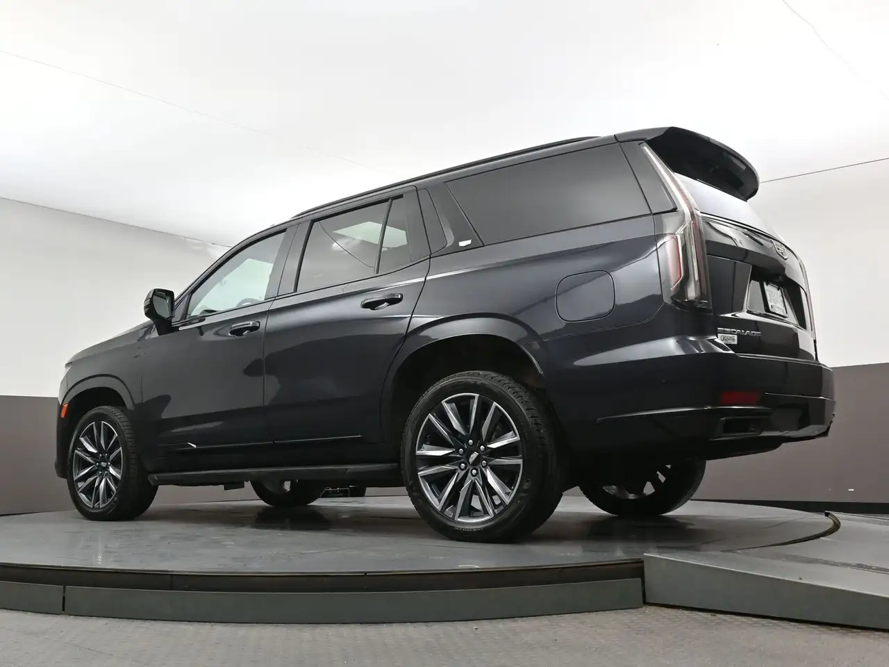 Cadillac Escalade снимка Cadillac Escalade
