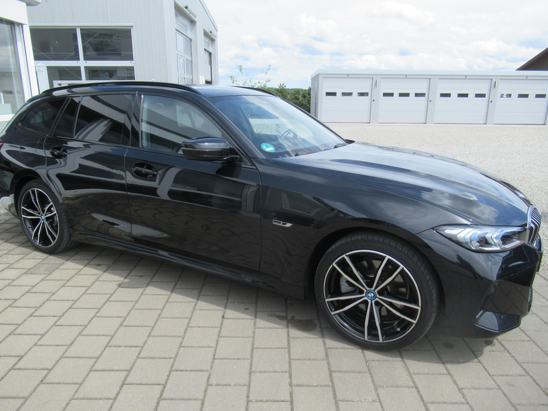 BMW 320 320e M Sport Topaussattung und Zustand — photo 3