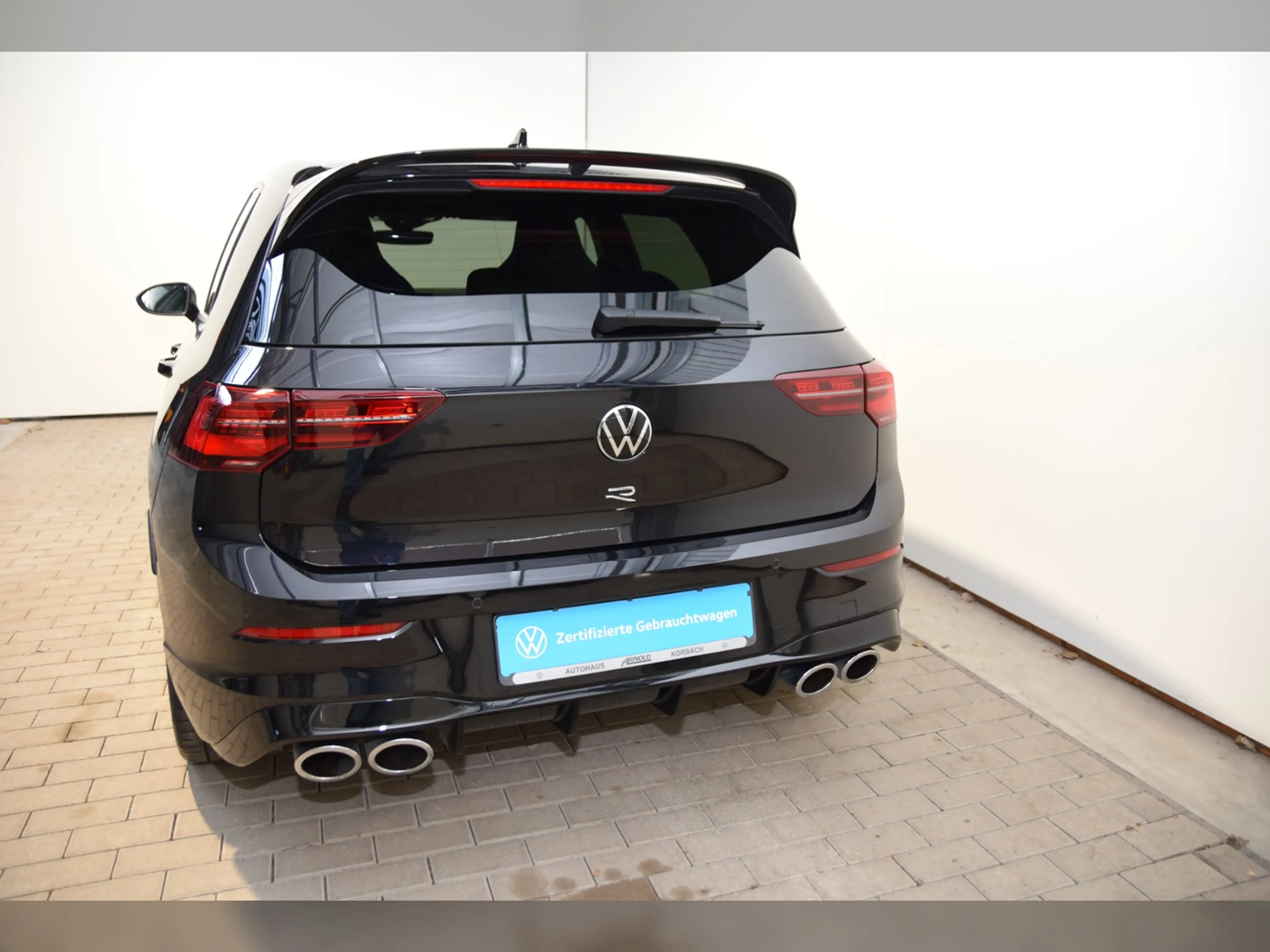 Volkswagen Golf VIII R 4Motion DSG IQ-Light - Panodach — photo 4