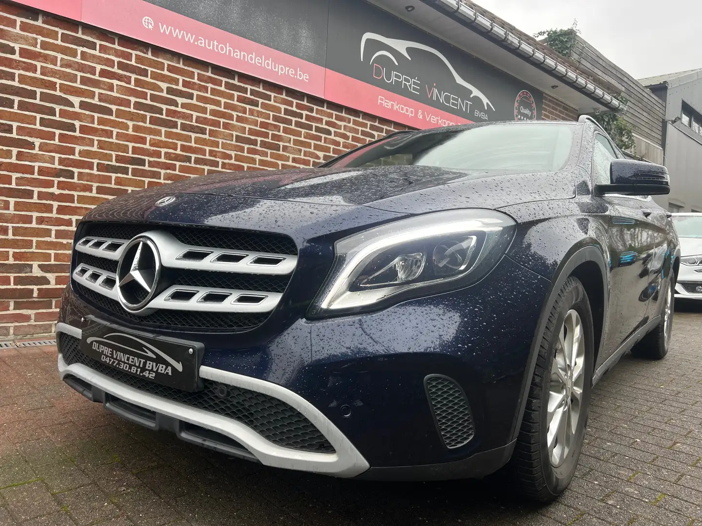 Mercedes-Benz GLA 180 AUTOMAAT Blue - 1