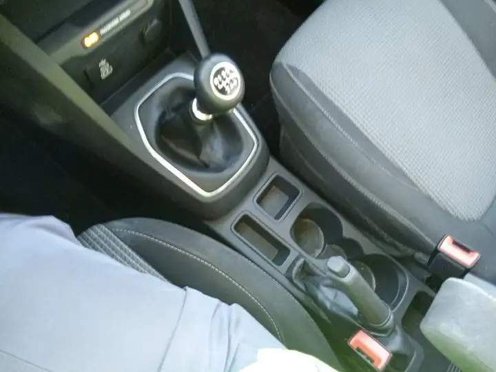 Ford Transit Courier 2026, foto 11