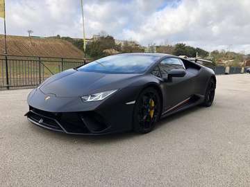 5.2 V10 Performante Coupé