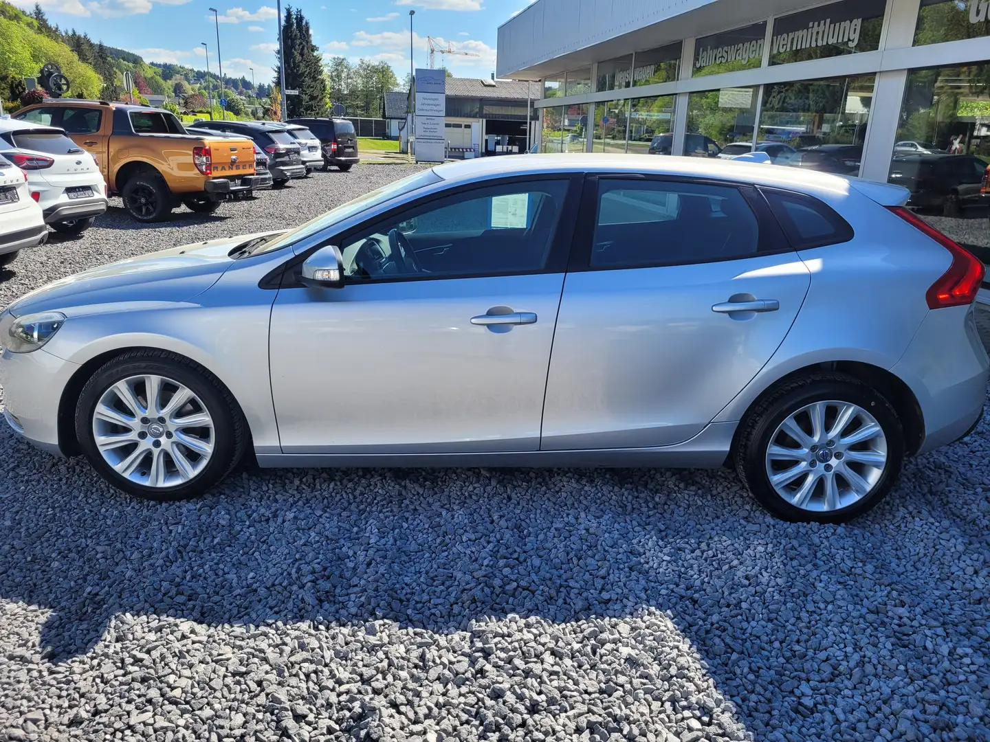 Volvo V40 You! Argent - 2