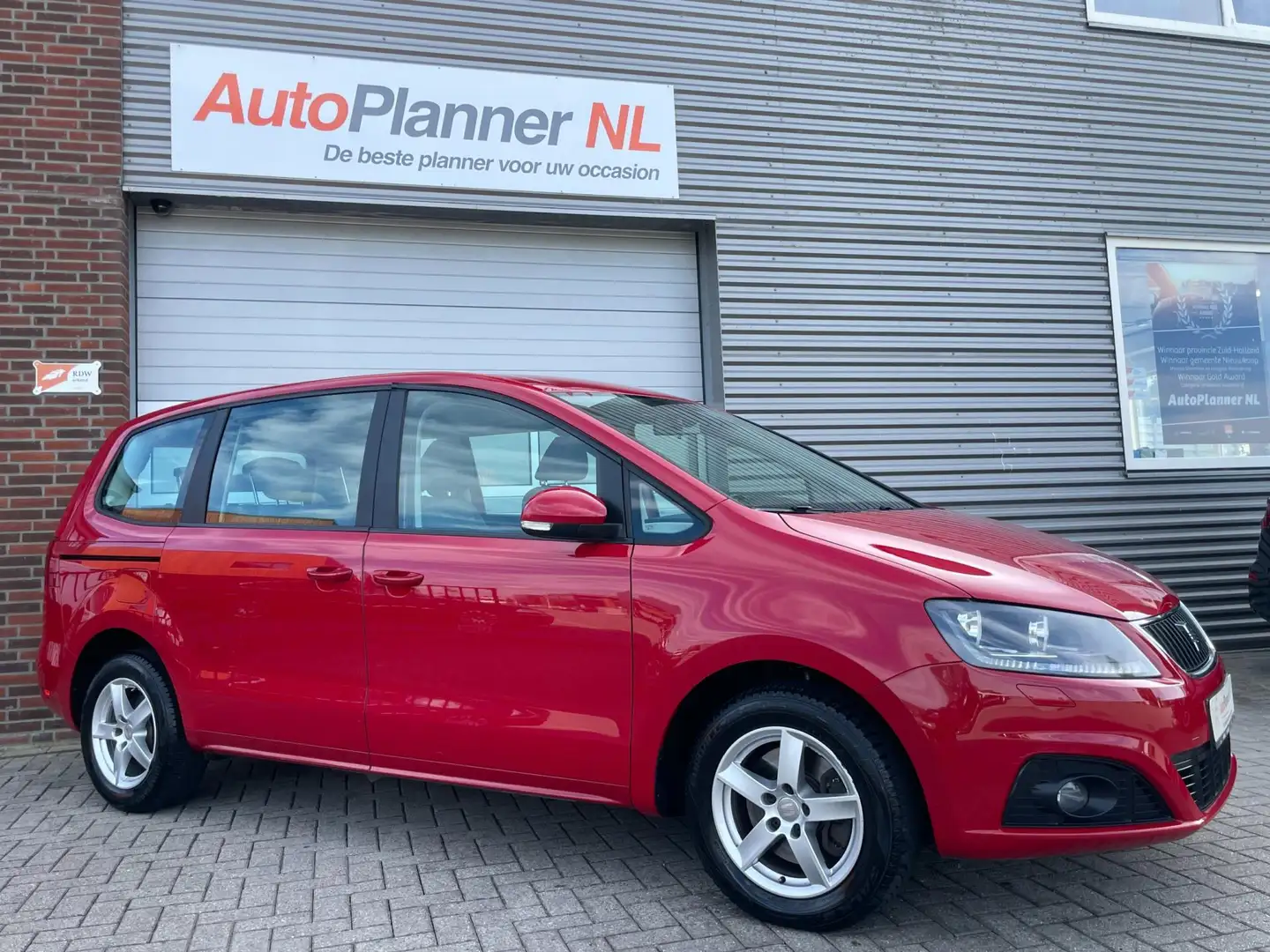 SEAT Alhambra 1.4 TSI! Clima! Cruise! Stoelverw.! 7-Persoons! Rood - 2