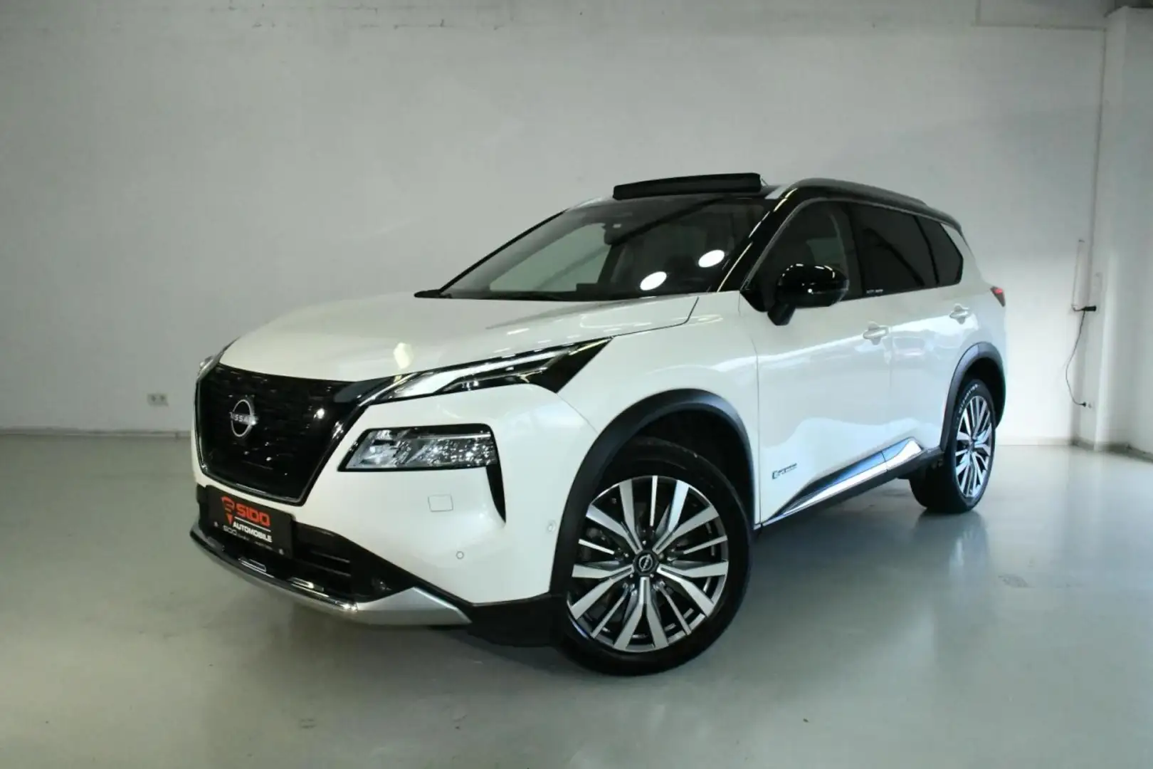 Nissan X-Trail 4ORCE AWD Tekna+ ACC*PANO*360*HuD*BOSE* Klima Weiß - 1