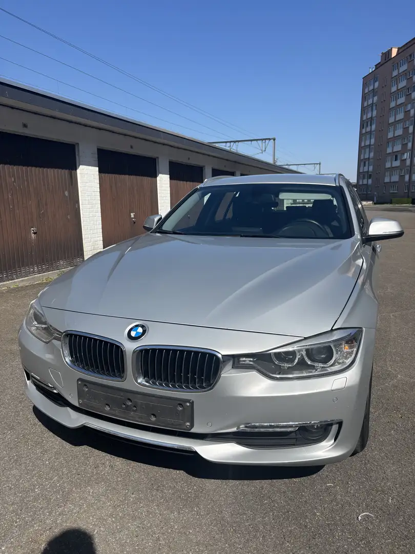 BMW 320 pack luxury - 1