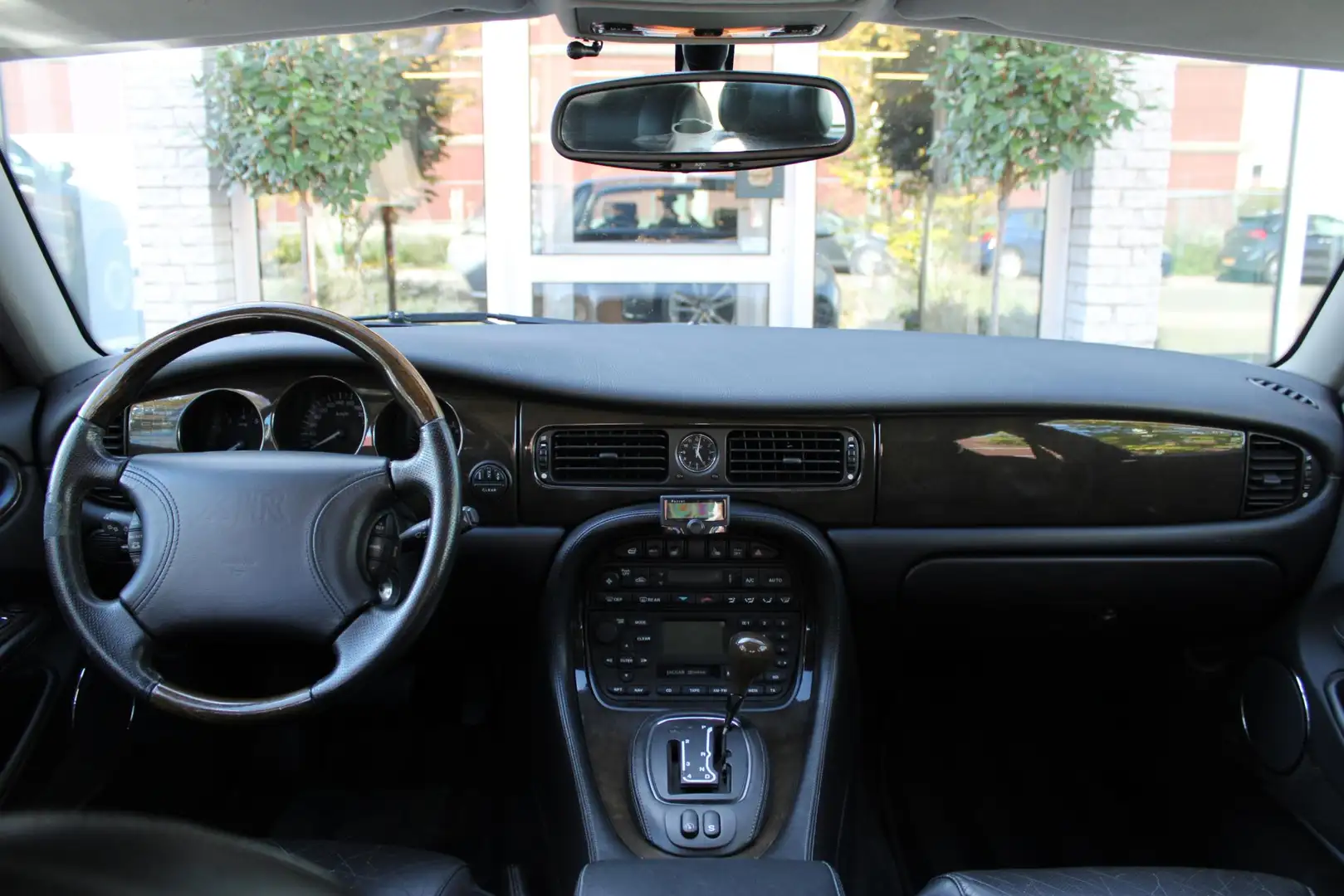 Jaguar XJR 4.0 V8 Silber - 2