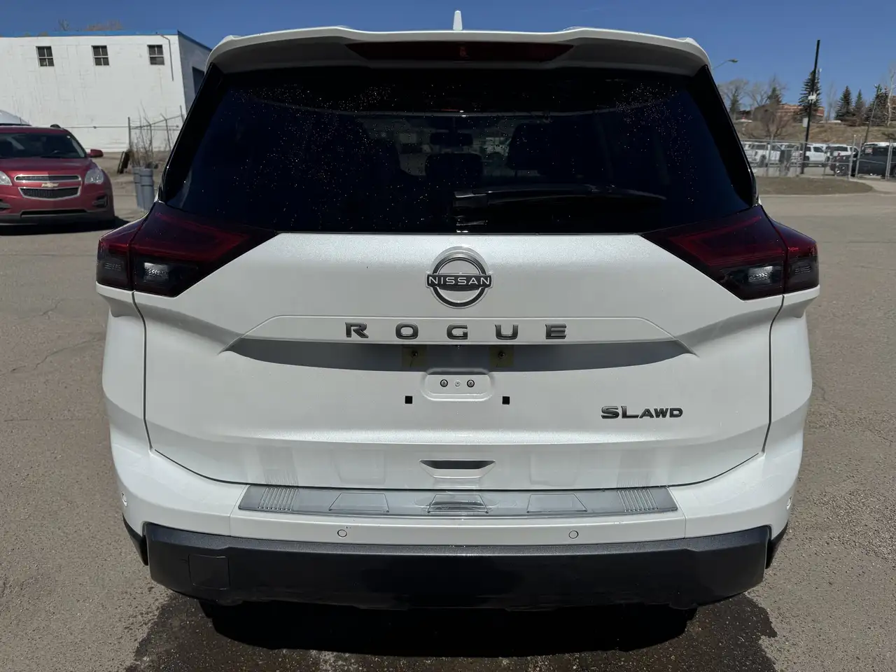 Nissan Rogue снимка Nissan Rogue