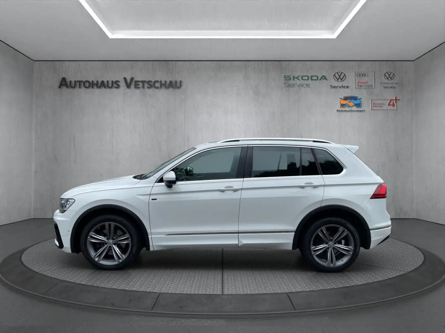Volkswagen Tiguan Join 2.0 TDI 4M DSG/STHZ/PANO/R-LINE/RFK Weiß - 2