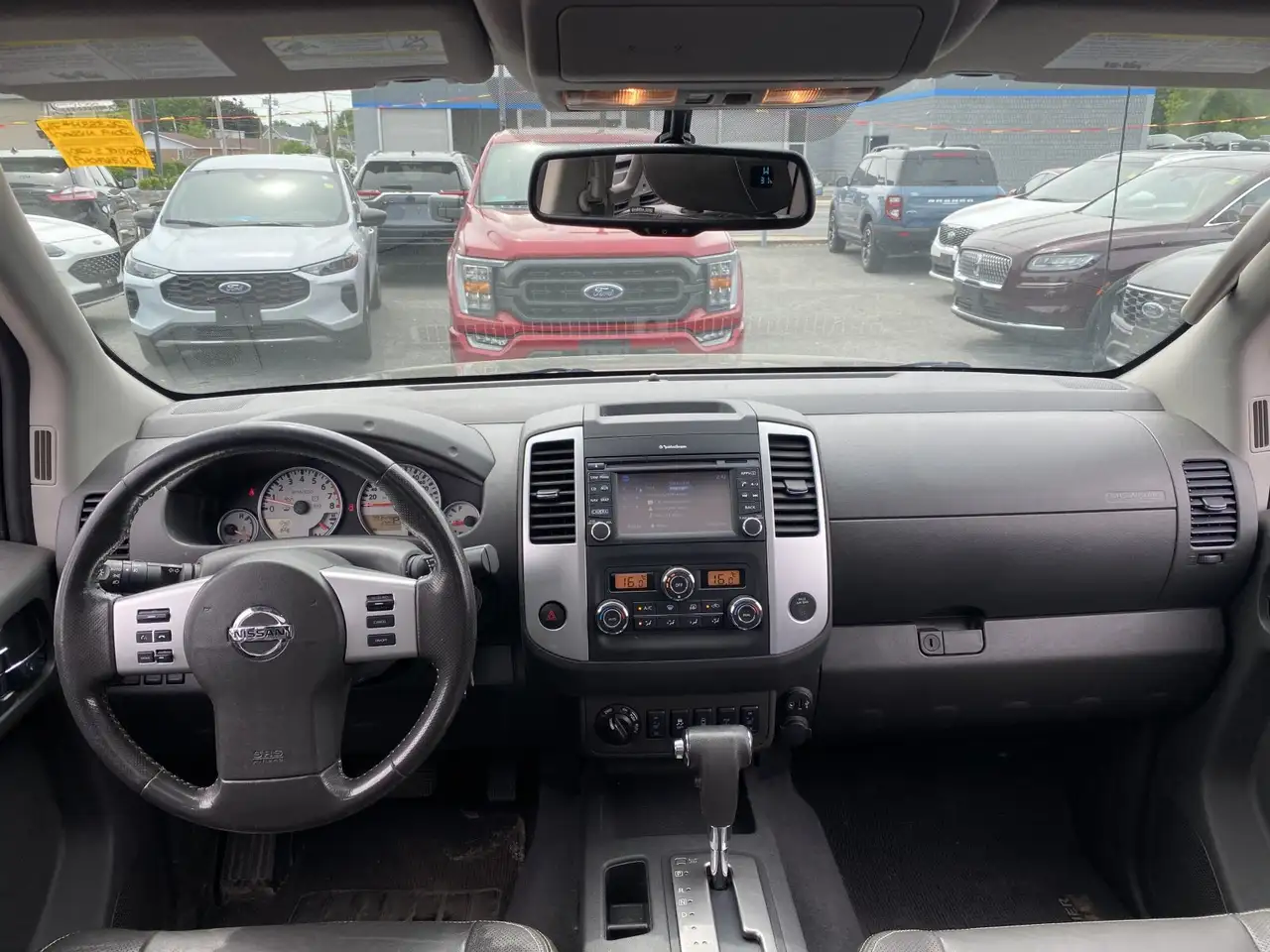 Nissan Frontier fotografie Nissan Frontier