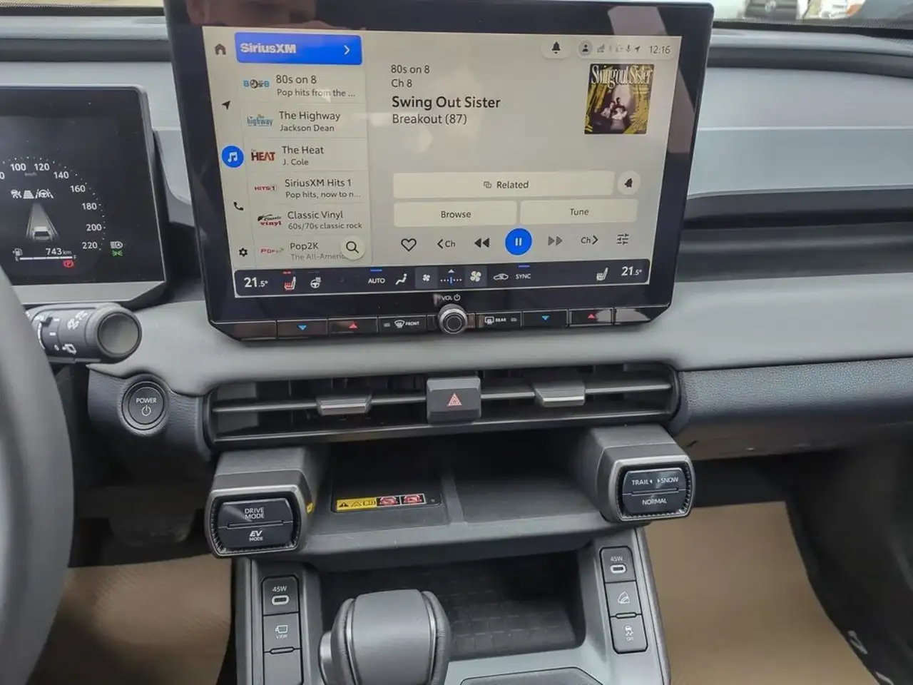 Toyota RAV 4 снимка Toyota RAV 4