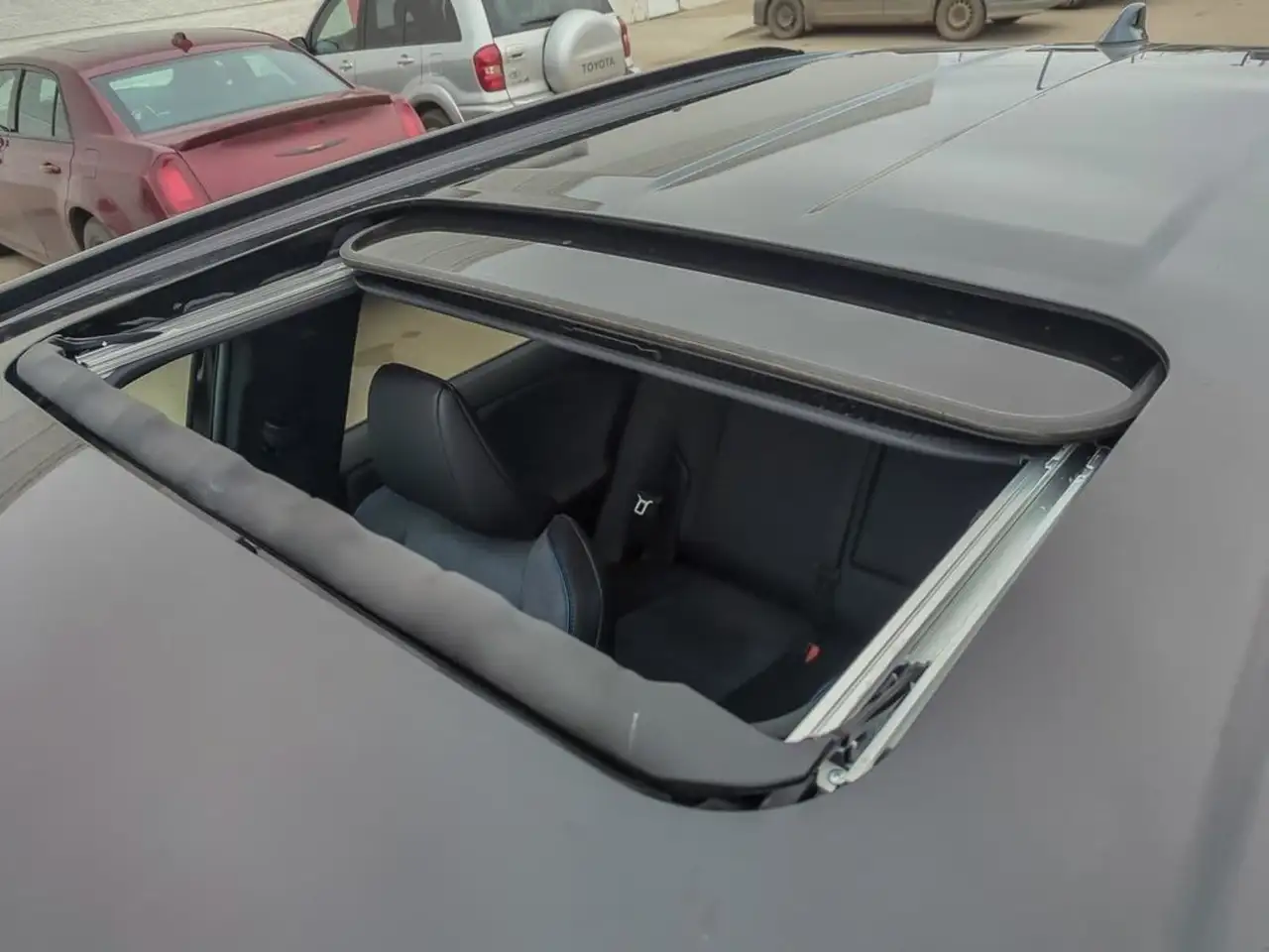 Toyota RAV 4 снимка Toyota RAV 4