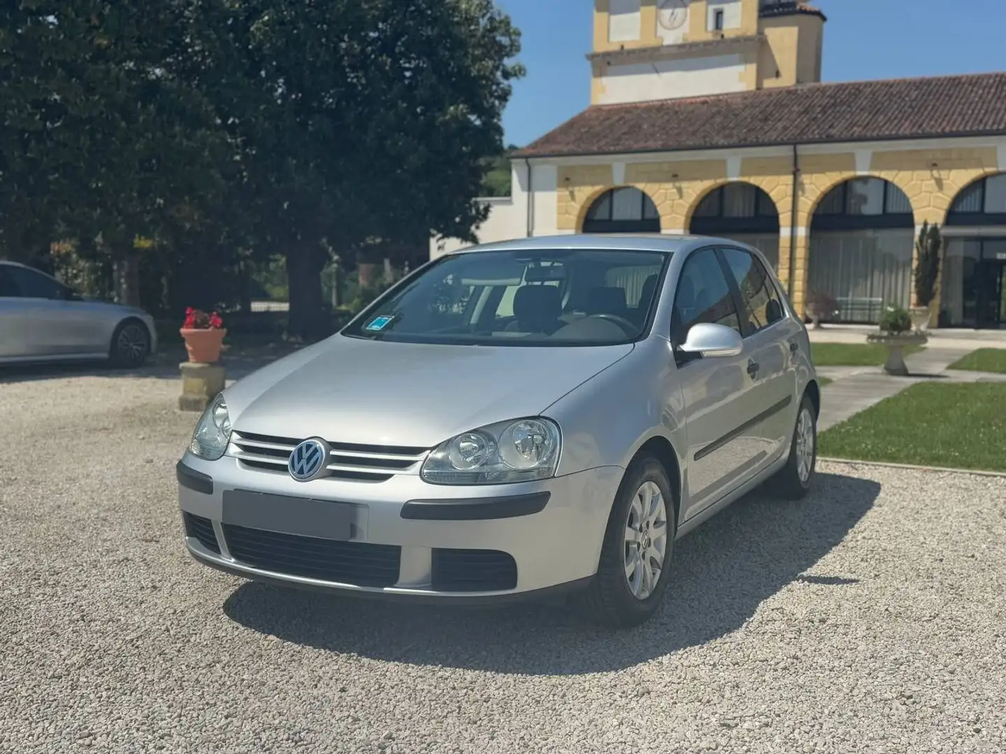 Volkswagen Golf 1.9 TDI 5p. Trendline Plateado - 1