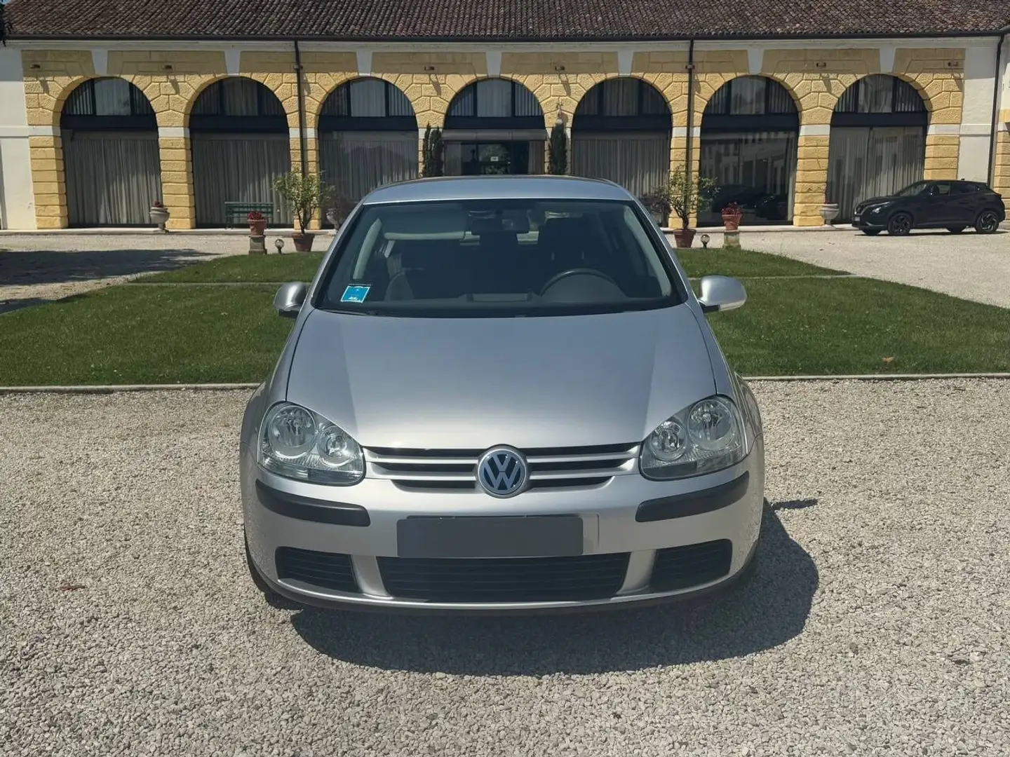 Volkswagen Golf 1.9 TDI 5p. Trendline Plateado - 2