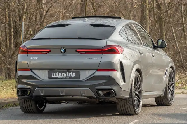 BMW X6 view 6