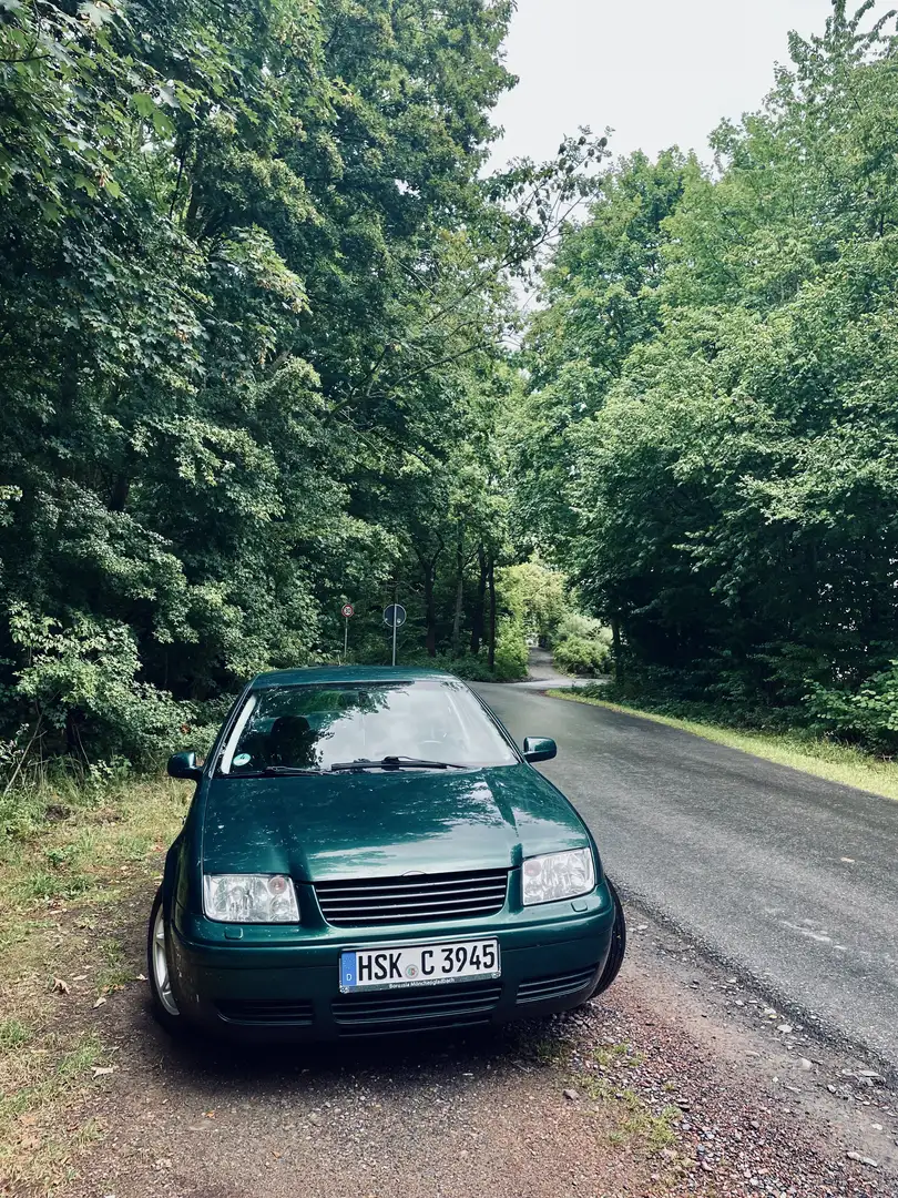 Volkswagen Bora 1.6 Vert - 1