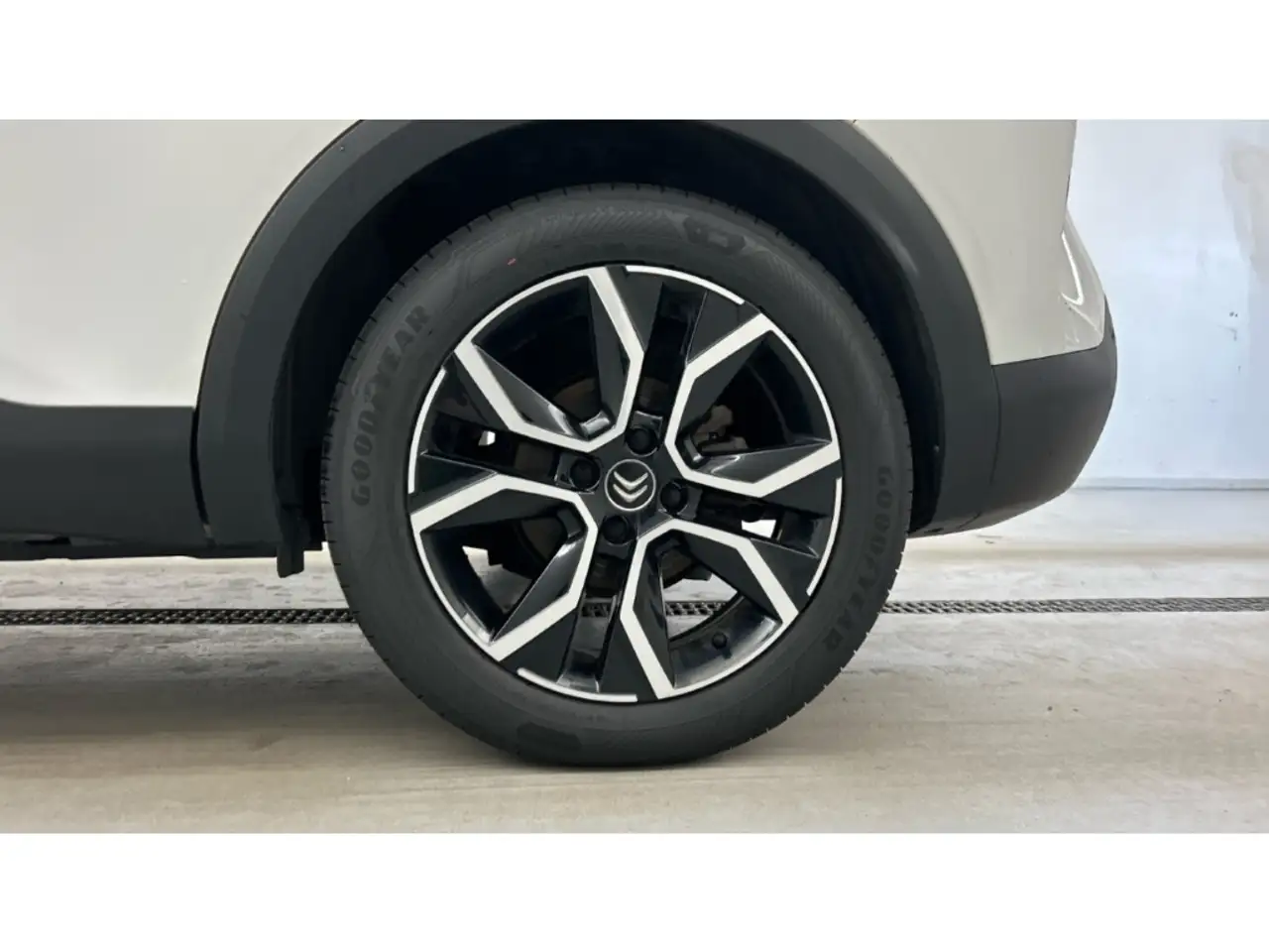 Citroen E-C4 Electric e-Feel 50 kWh Kamera Navi Batteriezertifikat 21