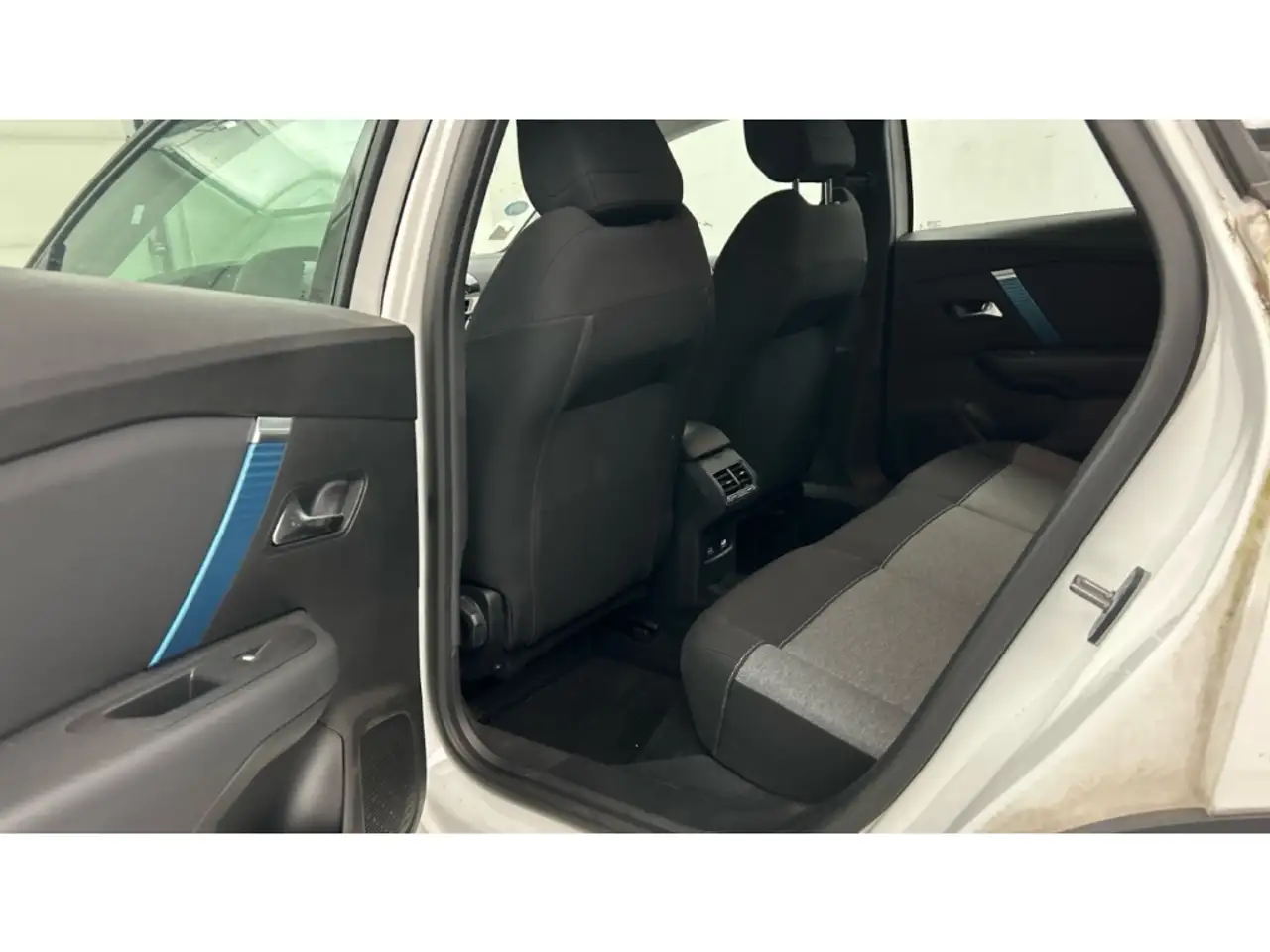 Citroen E-C4 Electric e-Feel 50 kWh Kamera Navi Batteriezertifikat 15