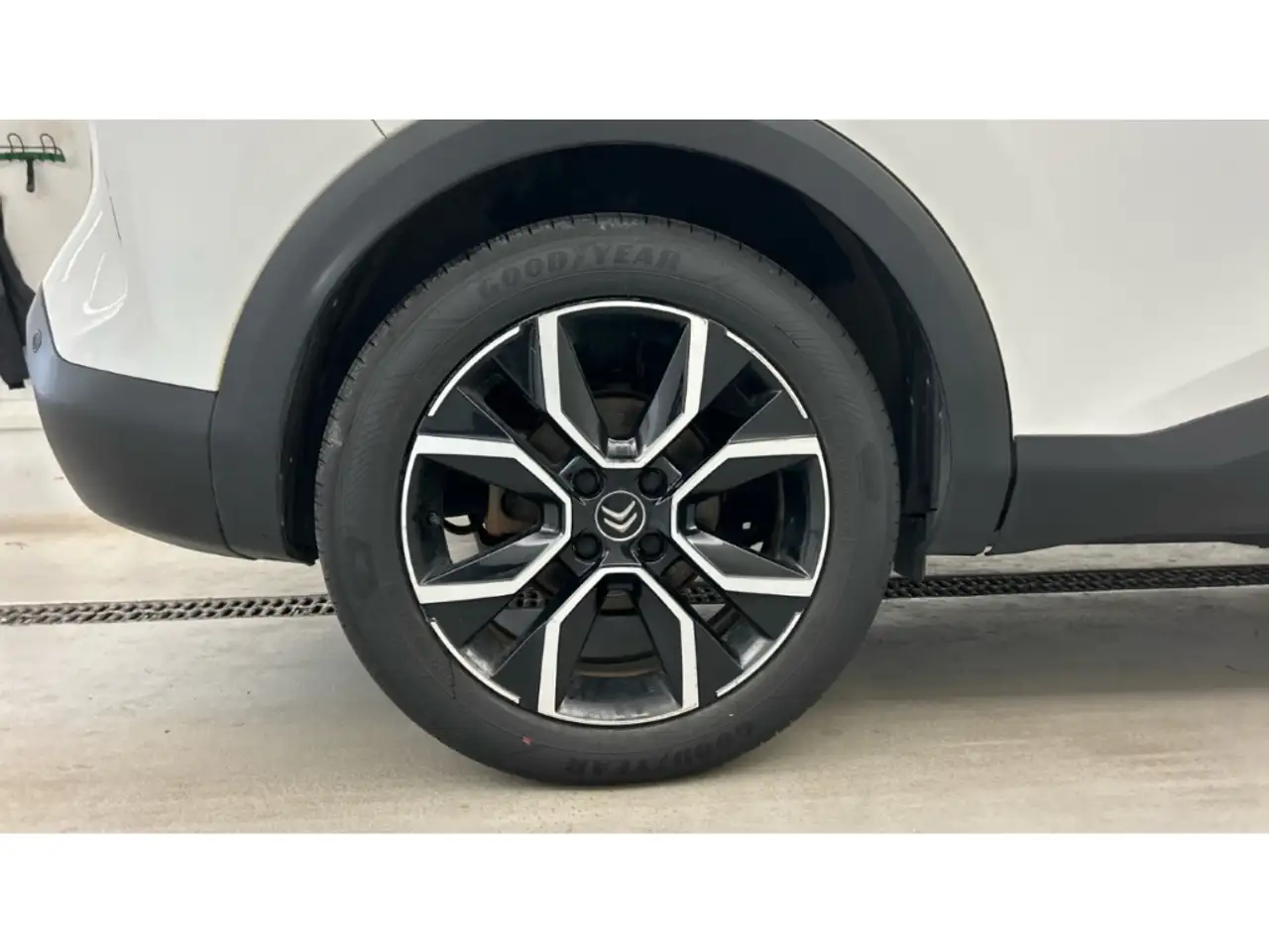 Citroen E-C4 Electric e-Feel 50 kWh Kamera Navi Batteriezertifikat 22